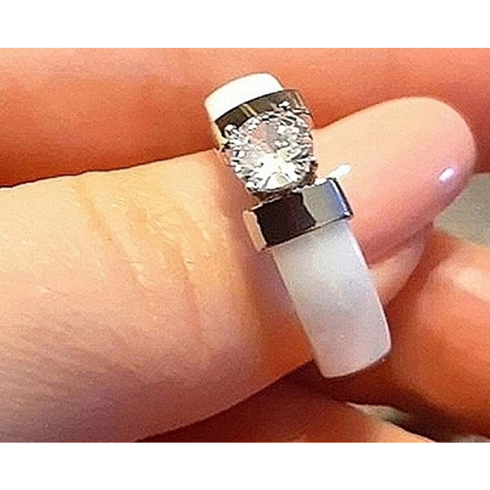 NEW Women's 1Ct Solitaire Diamond White Silver Ceramic‎ Ring Size 4